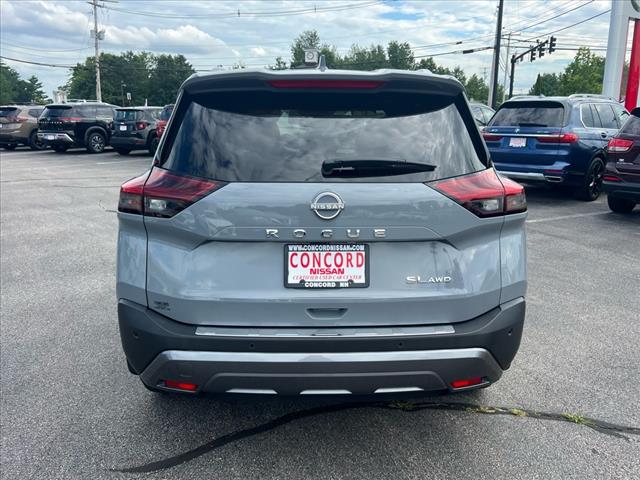 2022 Nissan Rogue SL