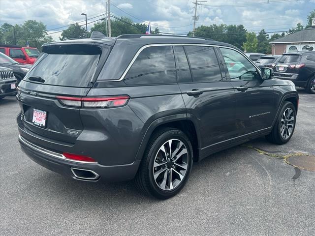 2022 Jeep Grand Cherokee Overland