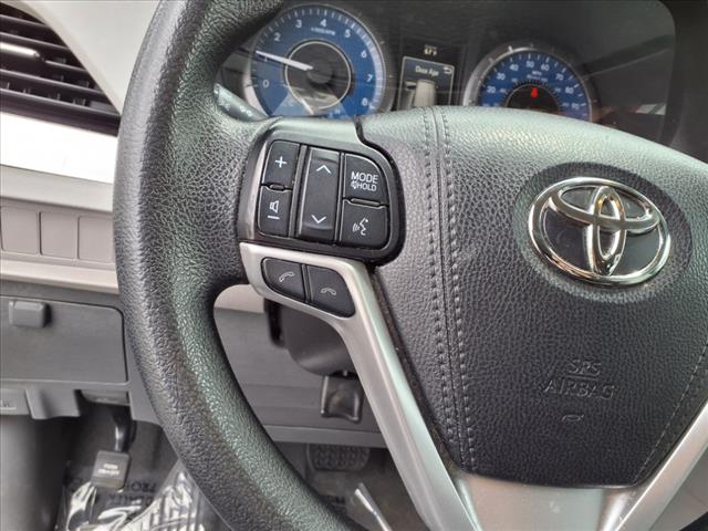 2019 Toyota Sienna LE