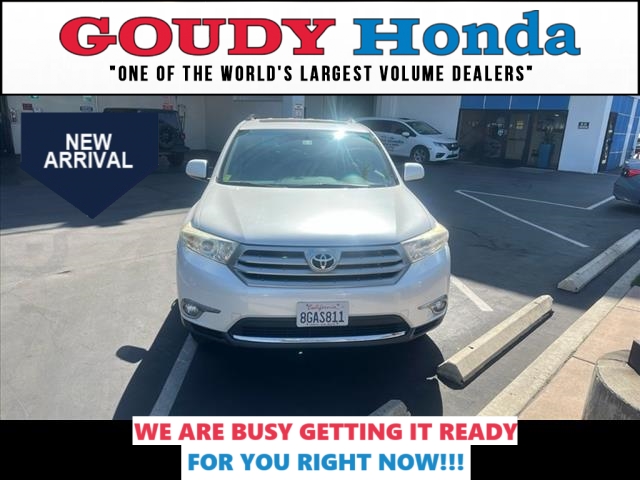 2011 Toyota Highlander SE