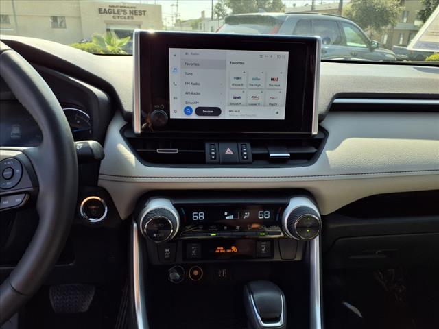 2023 Toyota RAV4 Hybrid XLE Premium