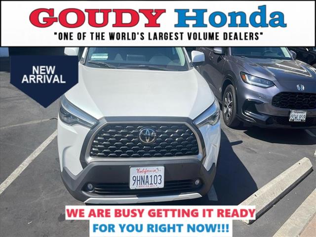 2023 Toyota Corolla Cross XLE