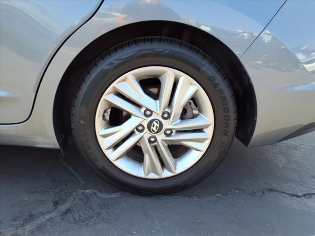 2019 Hyundai ELANTRA Value Edition
