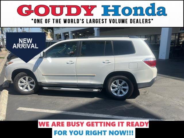 2011 Toyota Highlander SE