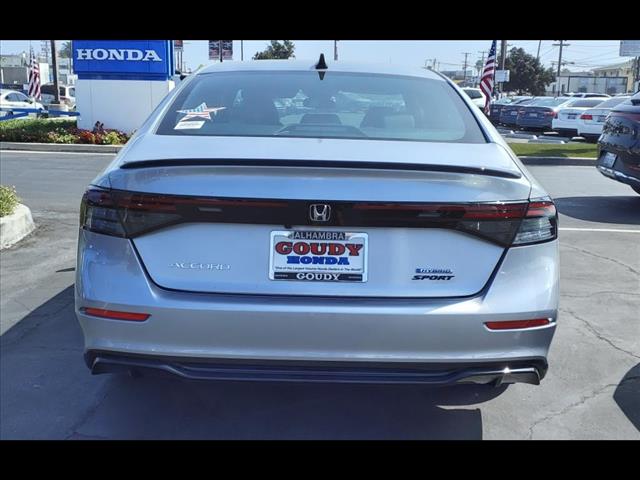 2025 Honda Accord Hybrid 