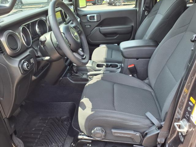 2023 Jeep Gladiator Sport