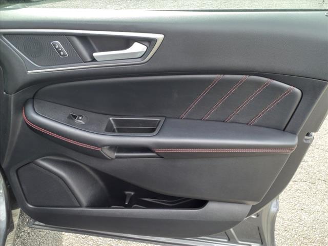 2022 Ford Edge ST Line
