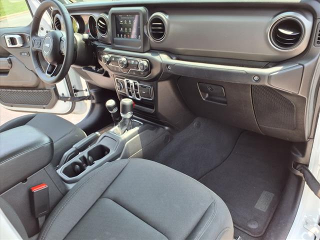2023 Jeep Gladiator Sport