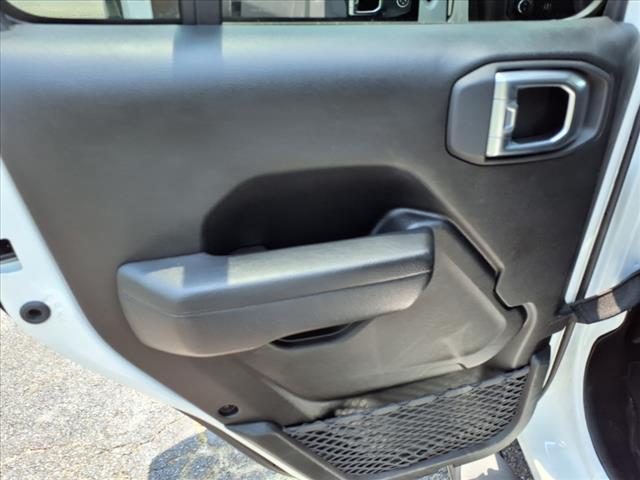 2023 Jeep Gladiator Sport