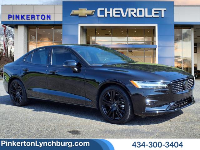 2023 Volvo S60 B5 Plus Black Edition