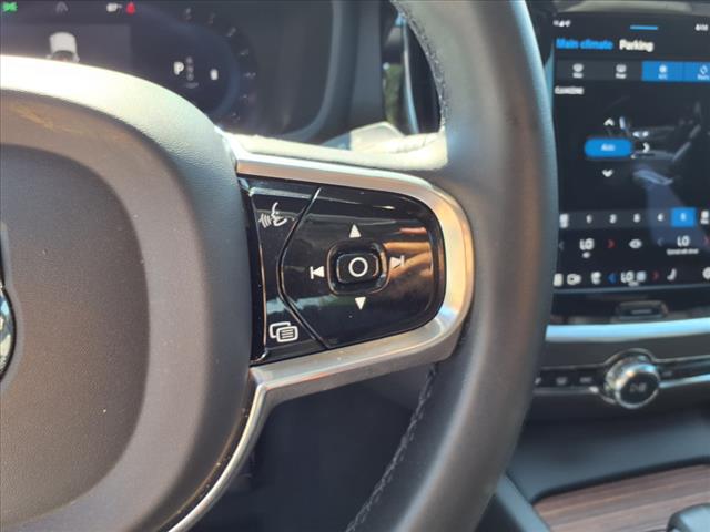 2023 Volvo S60 B5 Plus Black Edition
