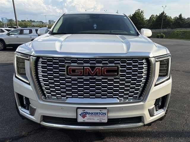 2023 GMC Yukon XL Denali