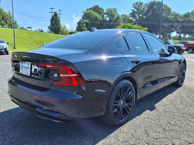 2023 Volvo S60 B5 Plus Black Edition
