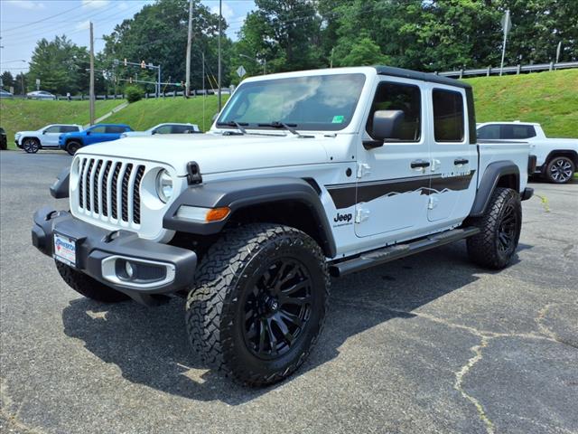 2023 Jeep Gladiator Sport