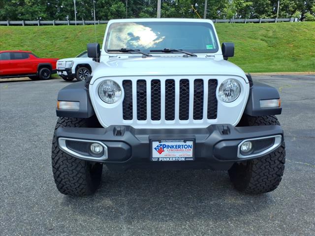2023 Jeep Gladiator Sport