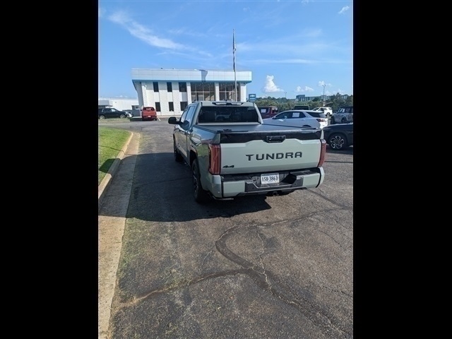 2024 Toyota Tundra Platinum