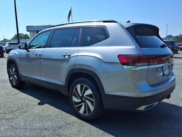2025 Volkswagen Atlas 2.0T SE w/Technology