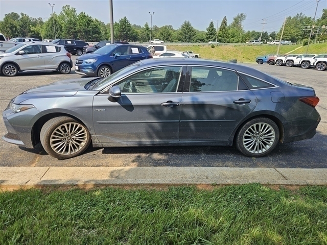 2020 Toyota Avalon Hybrid Limited
