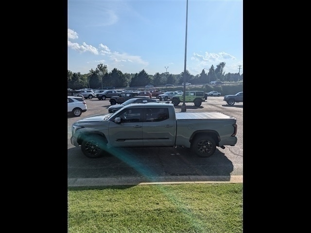 2024 Toyota Tundra Platinum