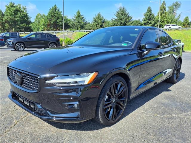 2023 Volvo S60 B5 Plus Black Edition