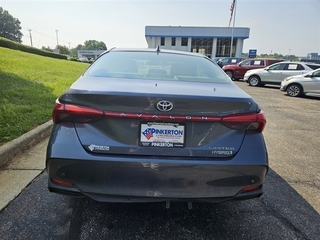 2020 Toyota Avalon Hybrid Limited