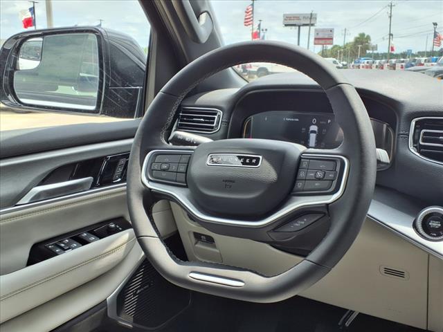 2025 Jeep Wagoneer Base