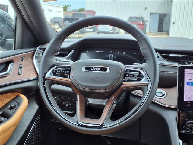 2025 Jeep Grand Cherokee Summit