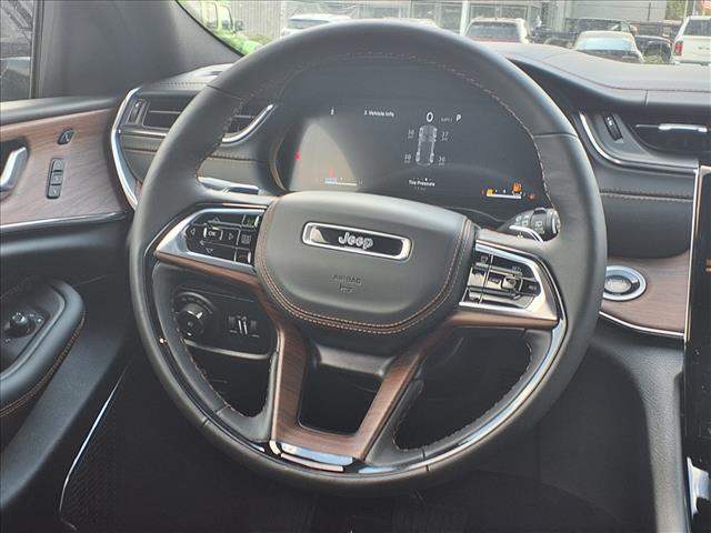 2025 Jeep Grand Cherokee Summit