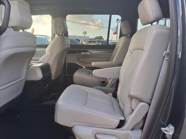 2025 Jeep Wagoneer Series II