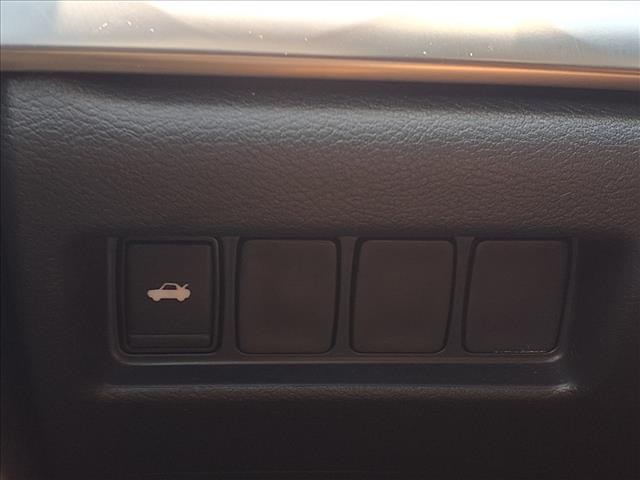 2022 Nissan Maxima SV