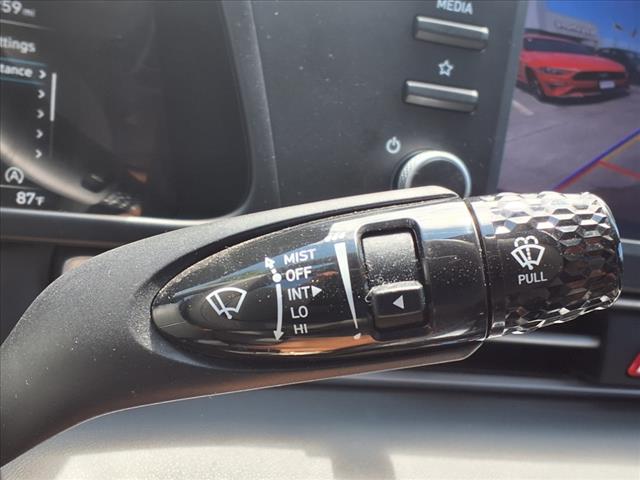 2022 Hyundai ELANTRA SE