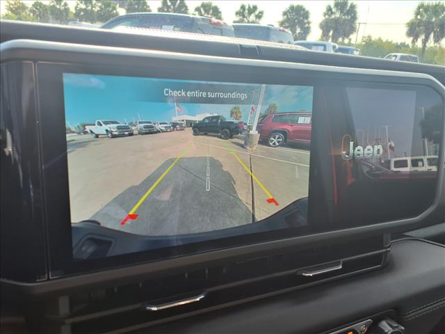 2024 Jeep Gladiator Sport