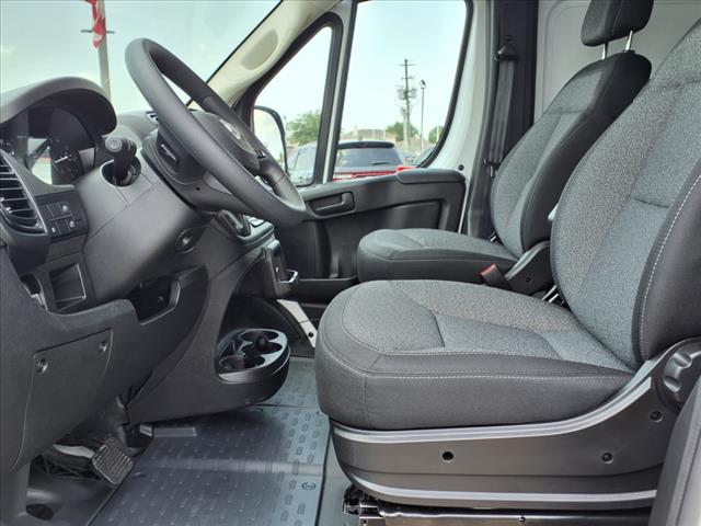 2025 RAM ProMaster Base