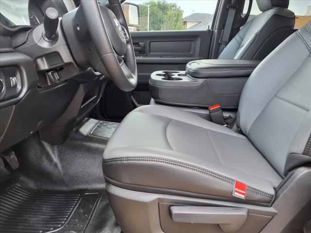 2025 RAM 3500 Tradesman/Big Horn