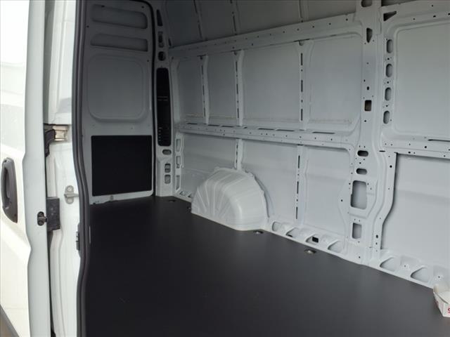 2025 RAM ProMaster Base