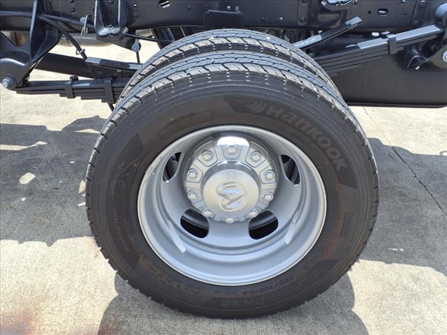 2025 RAM 5500 Chassis Cab Tradesman/Big Horn