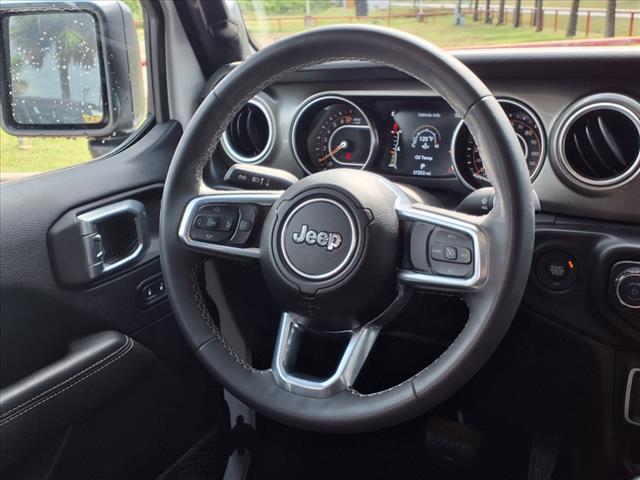 2023 Jeep Gladiator Overland
