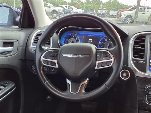 2021 Chrysler 300 Touring