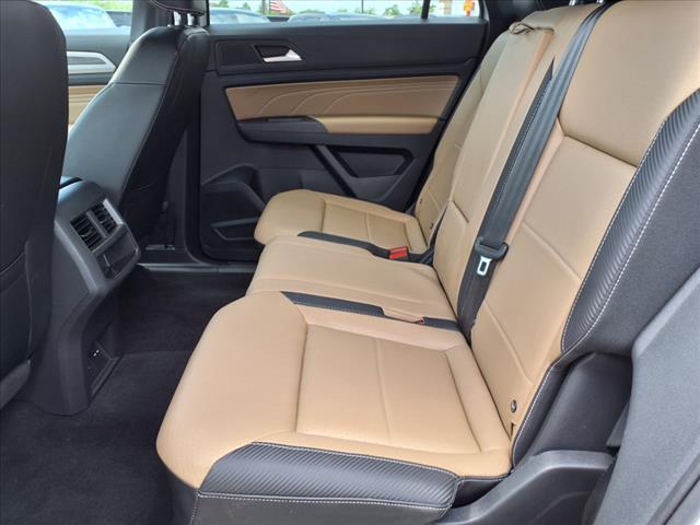 2021 Volkswagen Atlas Cross Sport 2.0T SE w/Technology