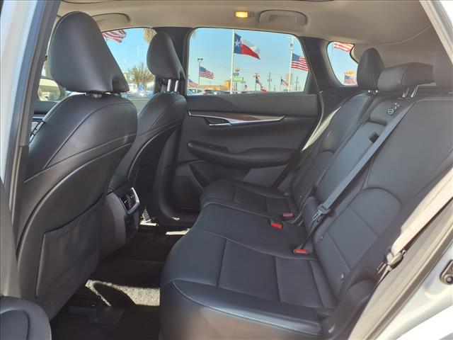 2024 INFINITI QX50 LUXE