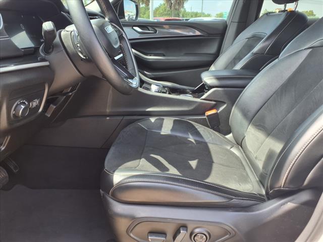 2022 Jeep Grand Cherokee L Altitude