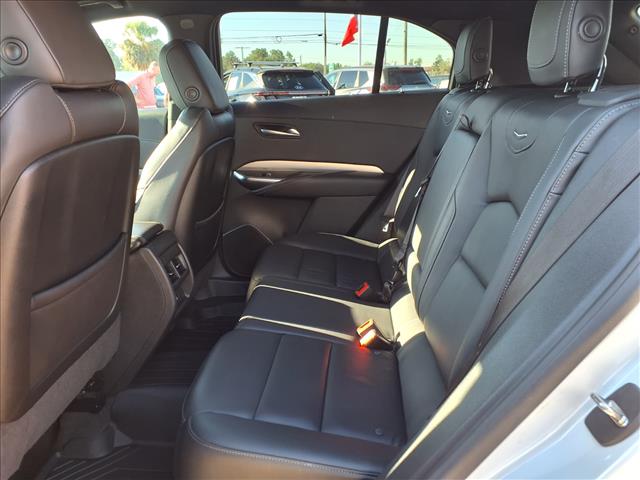 2022 Cadillac XT4 Premium Luxury