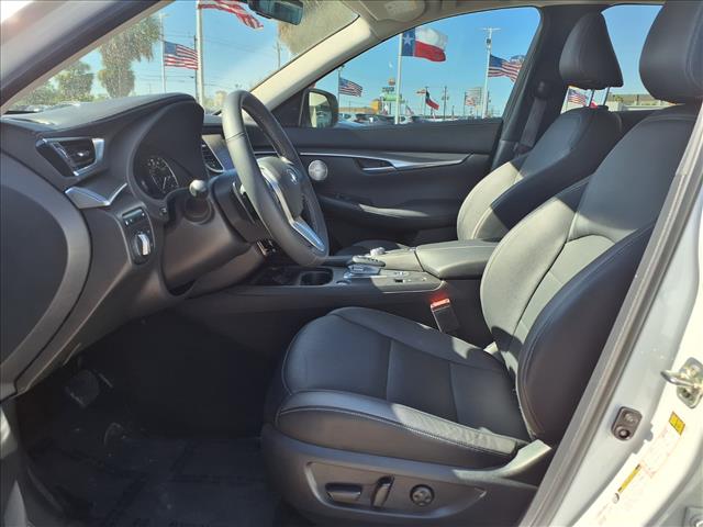 2024 INFINITI QX50 LUXE