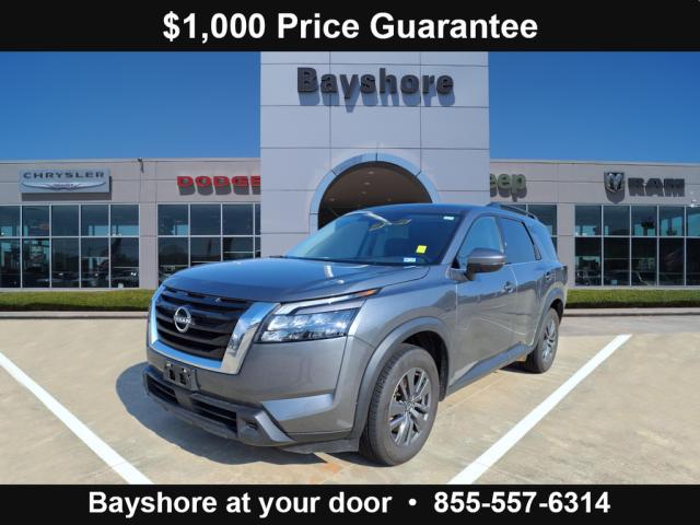 2023 Nissan Pathfinder SV