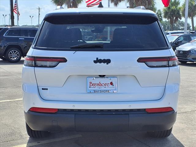 2022 Jeep Grand Cherokee L Altitude