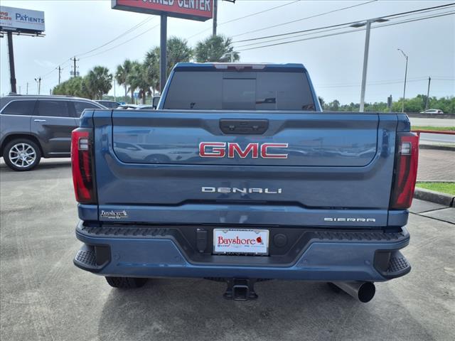 2024 GMC Sierra 2500HD Denali