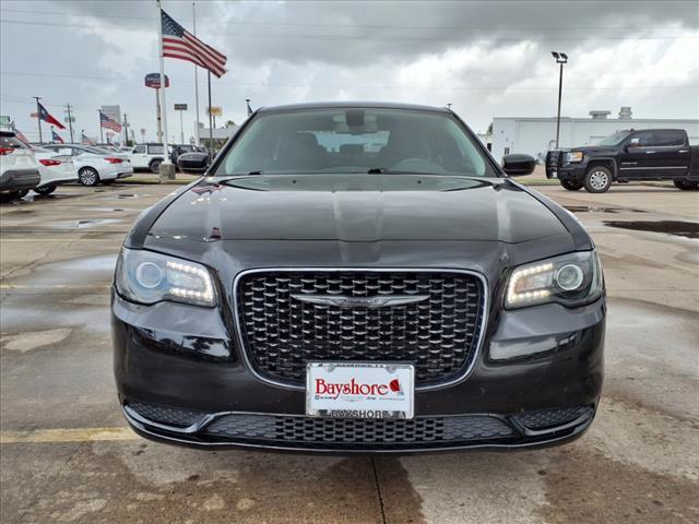 2021 Chrysler 300 Touring