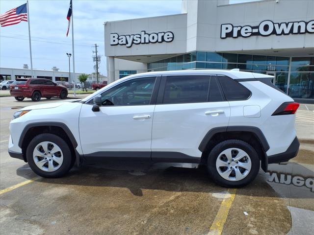 2023 Toyota RAV4 LE