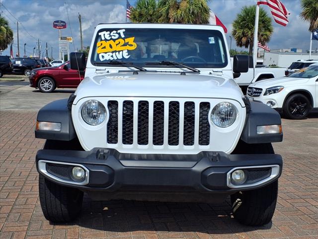 2023 Jeep Gladiator Sport