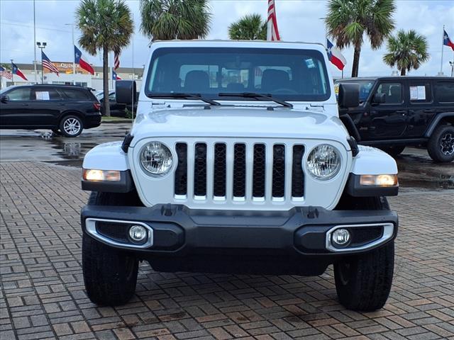 2023 Jeep Gladiator Overland